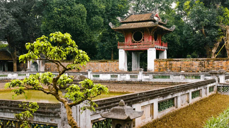 Vietnamese Temples