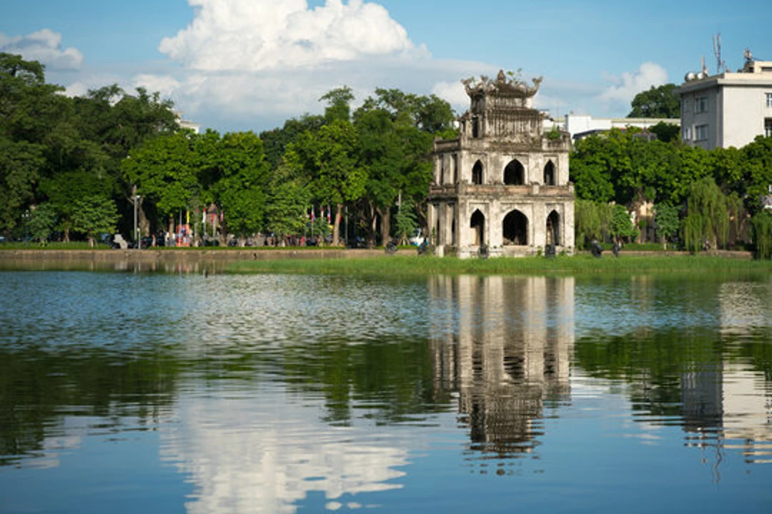 Hoan Kiem Lake